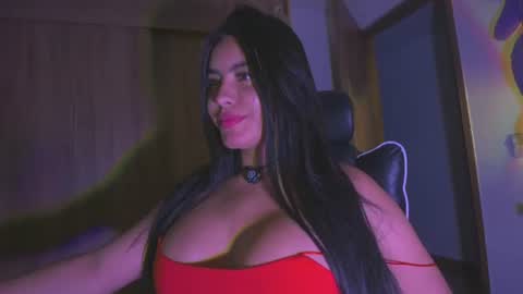 Layla online show from July 2026 02:51:01 AM