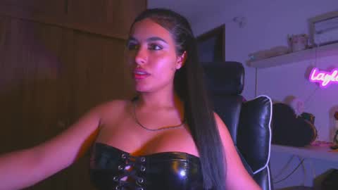 Layla online show from July 2026 04:18:01 AM
