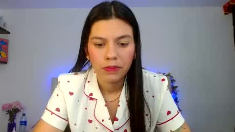 Lia and Rachel online show from May 2026 01:01:01 AM