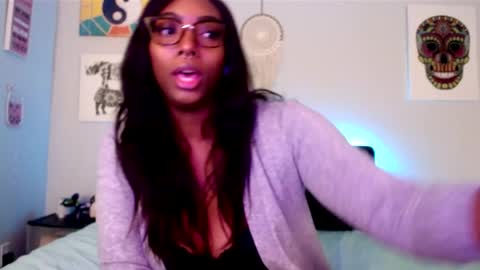 Snapshot of laylaariana69 chatting on March 2026 04:12:02 AM LaylaAriana online show from March 2026 04:12:02 AM