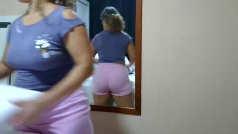 kelly online show from March 2025 02:15:02 AM