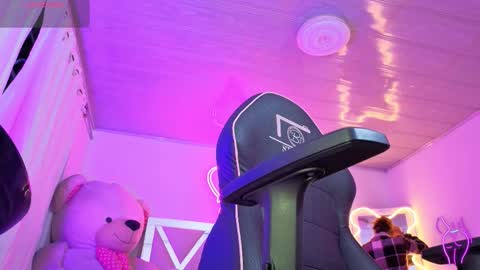 laylafoxy_tay online show from October 2025 03:48:02 AM