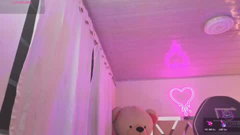 laylafoxy_tay online show from December 2025 03:14:02 AM