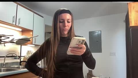 laylahlaylah1 online show from November 2025 01:00:02 PM