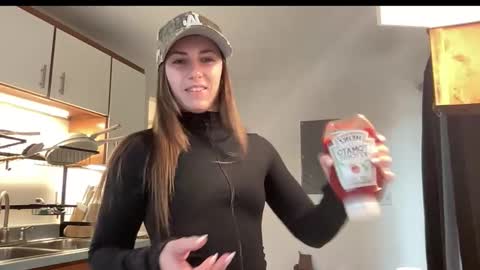 laylahlaylah1 online show from November 2025 01:55:02 PM