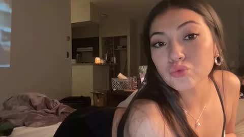 Layla online show from January 2026 04:39:02 AM