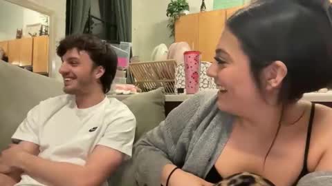 Layla online show from March 2026 03:42:02 AM