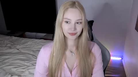 LaylaPretty001 online show from February 2026 05:25:02 AM