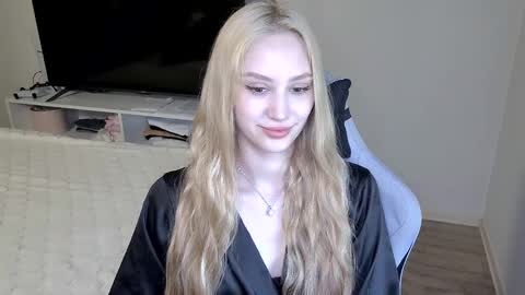 LaylaPretty001 online show from May 2026 05:05:02 AM
