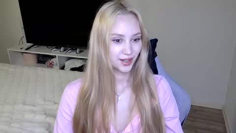 LaylaPretty001 online show from June 2026 04:29:02 AM