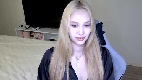 LaylaPretty001 online show from June 2026 04:24:01 AM