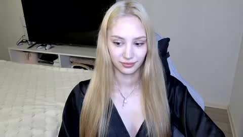 LaylaPretty001 online show from June 2026 04:22:01 AM