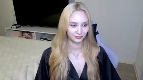 LaylaPretty001 online show from July 2026 05:02:02 AM