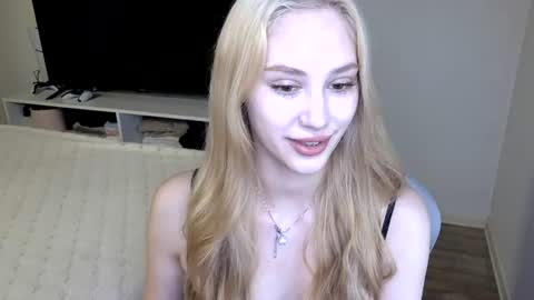 LaylaPretty001 online show from July 2026 04:15:02 AM