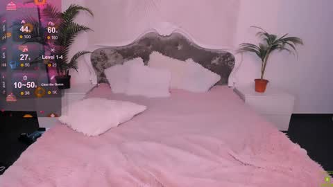 layriantavee online show from December 2024 10:01:02 AM