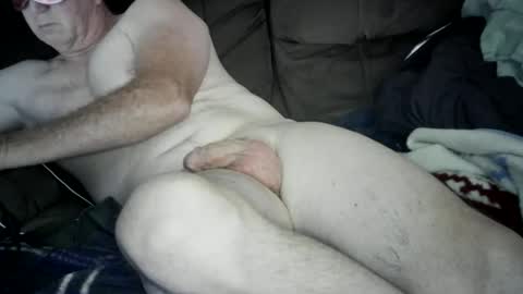 Snapshot of laytonbonner chatting on November 2025 04:23:01 AM laytonbonner online show from November 2025 04:23:01 AM