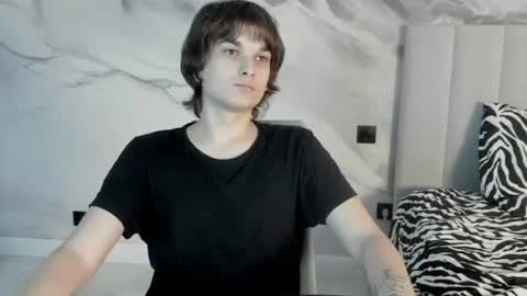 Alex online show from June 2026 02:33:02 AM