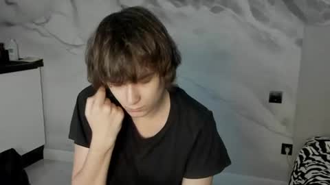 Alex online show from June 2026 01:04:02 AM
