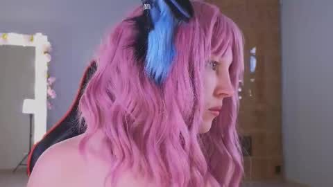 Lea online show from February 2026 04:46:01 PM