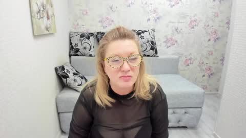 Lea online show from February 2025 11:08:02 AM