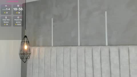 Snapshot of lea_gray chatting on December 2024 05:07:02 PM online show from December 2024 05:07:02 PM