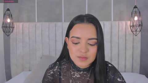 Snapshot of lea_gray chatting on January 2025 07:56:01 PM online show from January 2025 07:56:01 PM