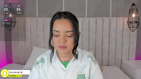 Snapshot of lea_gray chatting on October 2025 05:08:01 PM online show from October 2025 05:08:01 PM