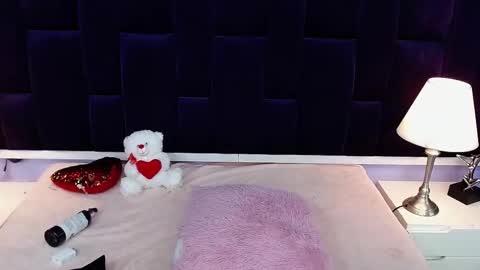 LeaMoreau online show from March 2025 09:25:02 AM