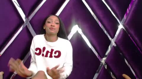 Snapshot of lea_sweetly chatting on September 2025 01:44:02 PM lea sewwtly online show from September 2025 01:44:02 PM