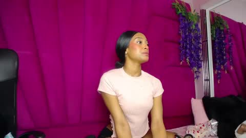 Snapshot of lea_sweetly chatting on October 2025 01:08:02 PM lea sewwtly online show from October 2025 01:08:02 PM