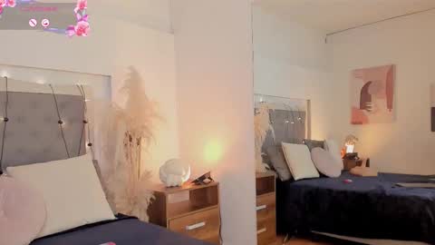 lea_walkerr online show from February 2026 07:53:01 PM