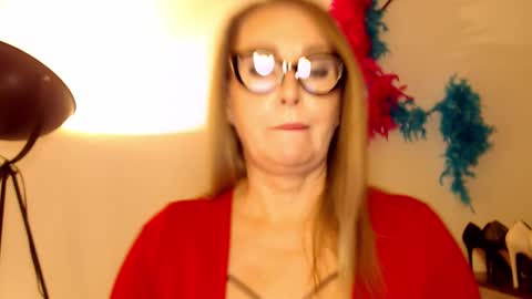 Snapshot of leadesire chatting on January 2025 03:15:01 PM LEA online show from January 2025 03:15:01 PM