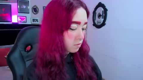 Leah online show from July 2026 09:21:02 PM