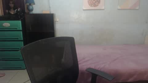 Snapshot of leah_fucker chatting on January 2026 09:42:01 PM leah_fucker online show from January 2026 09:42:01 PM