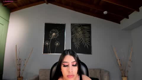 Snapshot of leahlombardi_ chatting on September 2025 03:19:01 AM leahlombardi_ online show from September 2025 03:19:01 AM