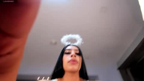 Snapshot of leahlombardi_ chatting on October 2025 03:19:01 AM leahlombardi_ online show from October 2025 03:19:01 AM