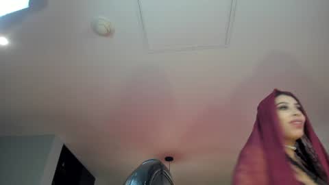 leahlombardi_ online show from June 2026 03:22:02 AM