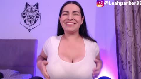 leahparker33 online show from May 2026 04:06:02 AM