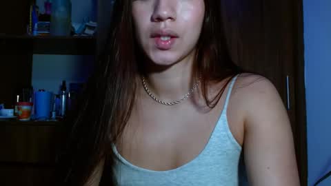 Snapshot of leanaalhub chatting on February 2025 07:34:02 AM leanaalhub online show from February 2025 07:34:02 AM