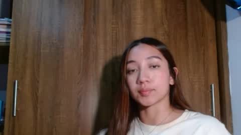 leanaalhub online show from June 2026 01:47:02 AM