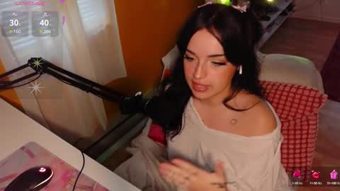 Lea Ray Pie online show from October 2025 08:52:01 PM