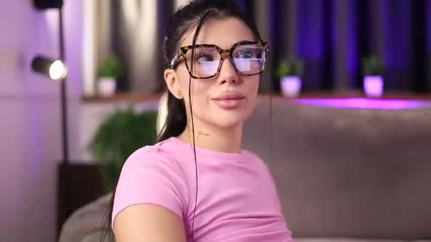 Snapshot of leasolene chatting on February 2026 10:22:02 AM Lea online show from February 2026 10:22:02 AM