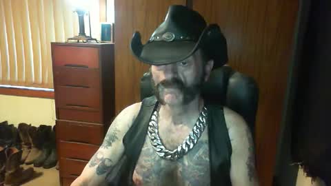 leathergreaser online show from April 2026 08:28:02 PM