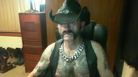leathergreaser online show from April 2026 08:19:01 AM