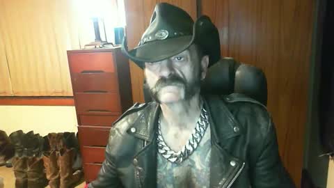 leathergreaser online show from May 2026 07:36:02 AM
