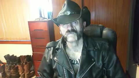 leathergreaser online show from May 2026 08:47:01 PM
