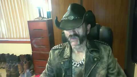 leathergreaser online show from May 2026 10:27:02 PM