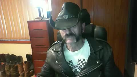 leathergreaser online show from May 2026 08:59:02 PM