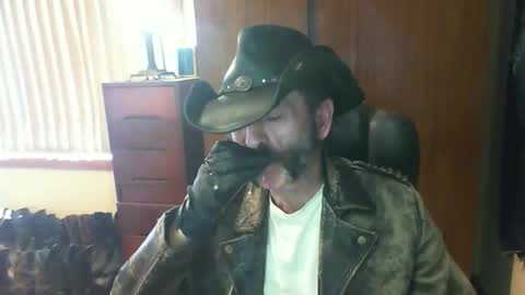 leathergreaser online show from May 2026 01:57:16 AM