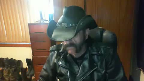 leathergreaser online show from May 2026 08:51:01 PM